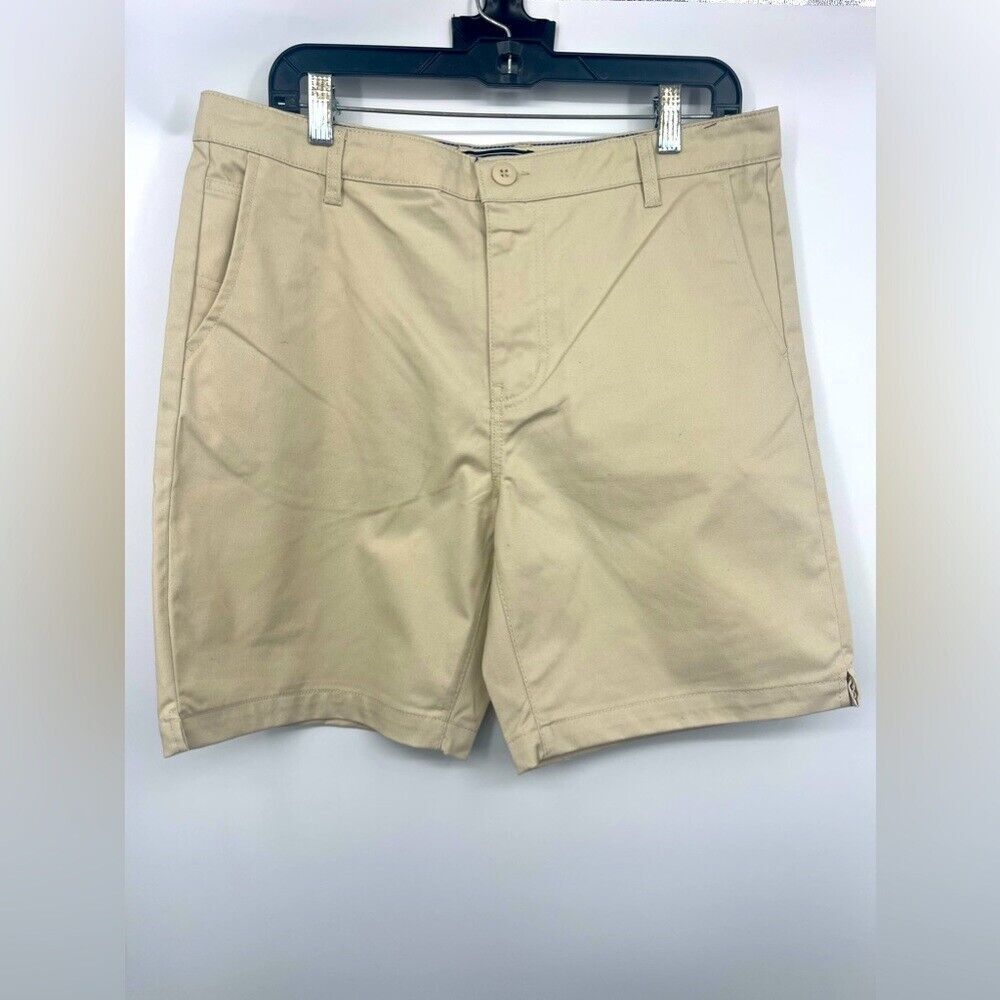 Forever 21 in‎ men's tan shorts size 33